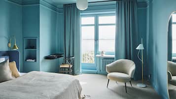Large Studio, River View | 1 makuuhuone, allergiatestatut vuodevaatteet, yksilöllisesti sisustettu