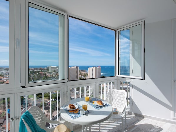 تناول الطعام