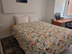 1 Schlafzimmer, Bügeleisen/Bügelbrett, kostenloses WLAN, Bettwäsche