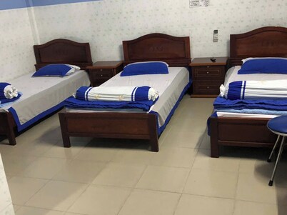 ฮอง แทน โฮเทล เตียน เกียง