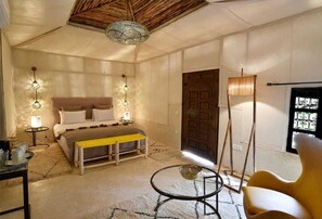 21 chambres, Wi-Fi, draps fournis