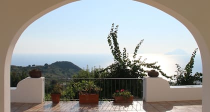 DonkeyIsland - sea and sunset view apartments
