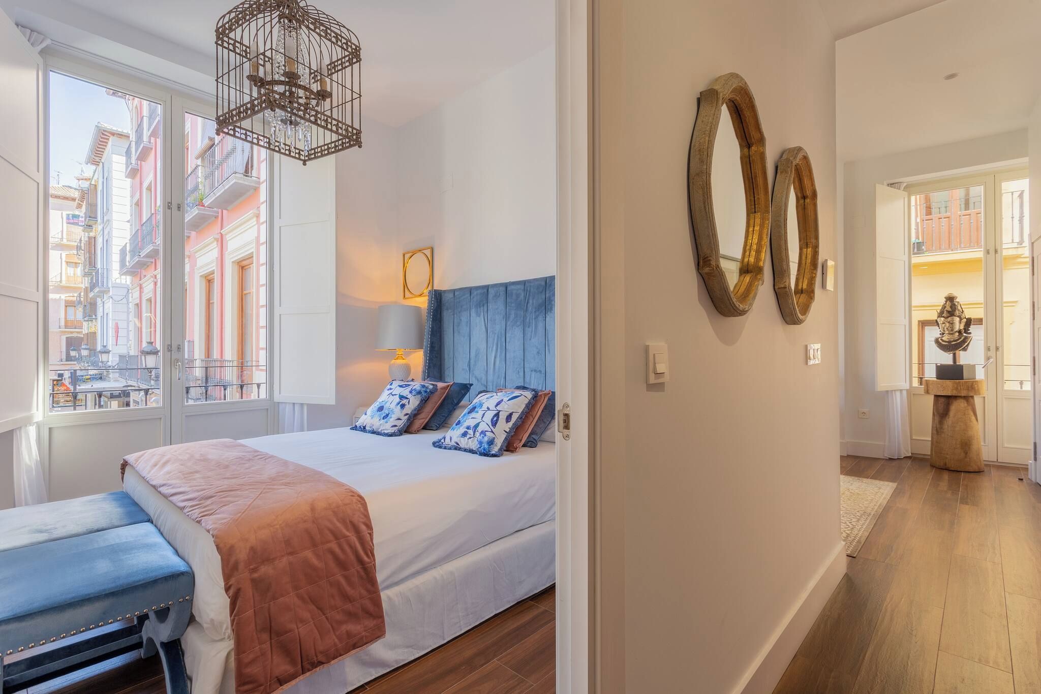 1 slaapkamer, een strijkplank/strijkijzer, internet, beddengoed