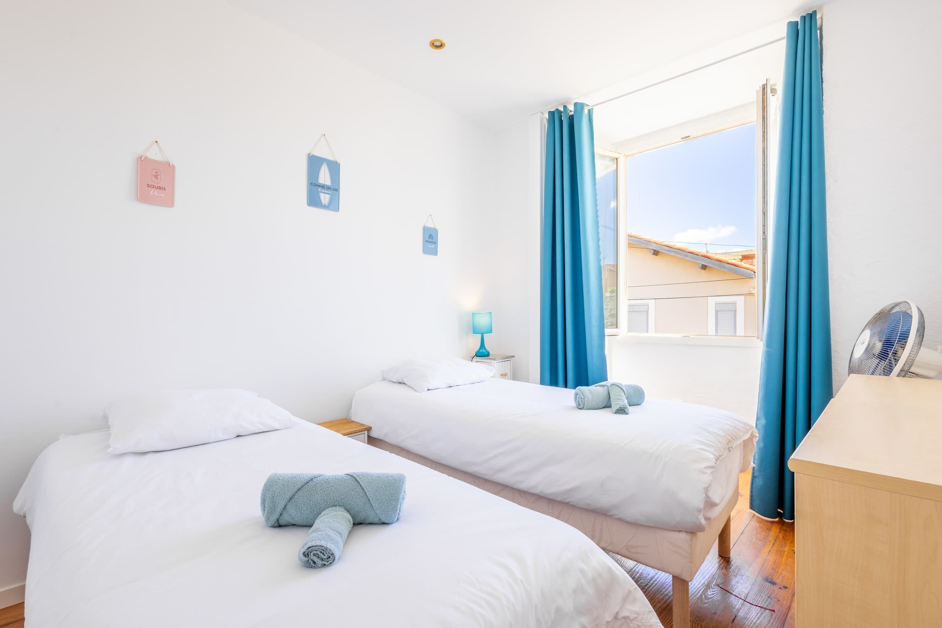 2 bedrooms, iron/ironing board, WiFi, bed sheets
