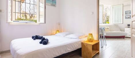 1 bedroom, iron/ironing board, WiFi, bed sheets