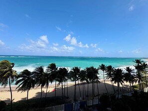On the beach - Ocean Pearl Studio | Best Beachfront Location! (San Juan)