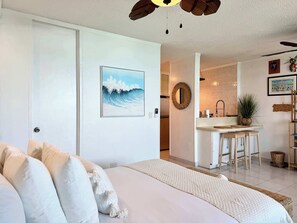 Iron/ironing board, travel crib, WiFi, bed sheets