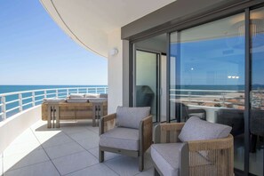 Terrace/patio - Panarea Grand Prestige Duplex with Private Spa & Sea View (Valras-Plage)