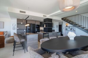 Interior - Panarea Grand Prestige Duplex with Private Spa & Sea View (Valras-Plage)