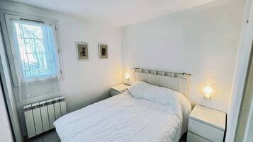 2 camere, ferro/asse da stiro, Wi-Fi, lenzuola