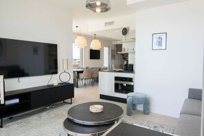 TV, stereo