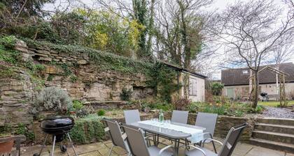 Charming 3-bedroom cottage in historic Chepstow