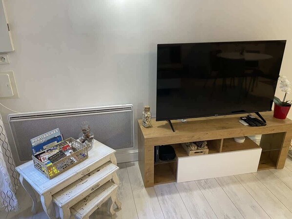 TV
