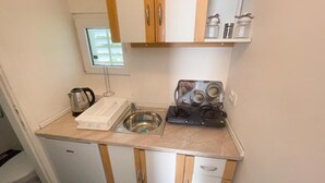 Uklassifisert bilde, 3 av 9, knapp