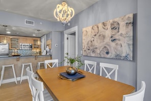 Dining - Observation Point South 2BR Condo w/ Golf Cart at Sandestin Golf and Beach Resort! (Miramar Beach)