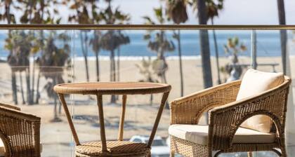 The Santa Monica Sunset - 5,000 sq ft of beachfront luxury