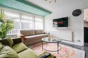 Smart TV, table tennis - The Jade | 4bd - Pool Table - Man Utd - CityCentre (Greater Manchester)