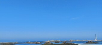 Beautiful house for 8 on Kervenni beach