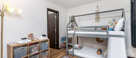 2 bedrooms, desk, iron/ironing board, travel cot