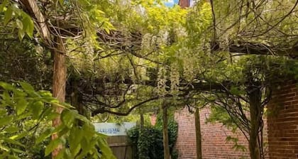 Apotekarns Bed & Breakfast