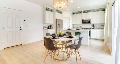 4 Mi to Zions Bank Stadium: Sleek Herriman Retreat