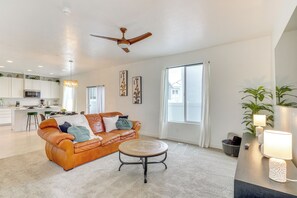 House (3 Bedrooms) | Front of property