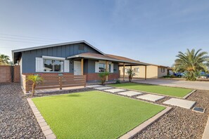 House (3 Bedrooms) | Interior - 4 Mi to Dtwn: Home w/ Fire Pit & Patio in Tempe (Tempe)