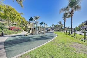 Interior - Private & Spacious Deluxe Rolling Hills Ranch Gem (Chula Vista)