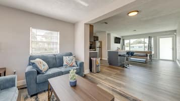 Nhà (3 Bedrooms) | Nội thất