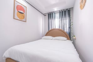 2 bedrooms, WiFi, bed sheets