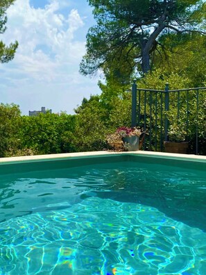 Pool - La maison du Barroux, house with swimming pool, calm and exceptional view (Le Barroux)