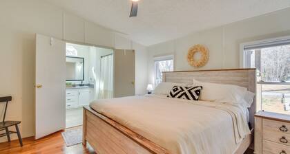 Deck, Grill & Dock Access: Lake Keowee Retreat!