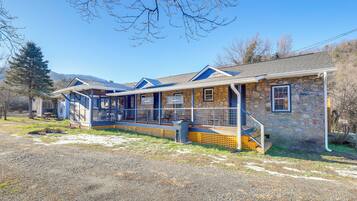 House (1 Bedroom) | Interior