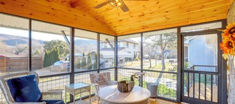 Walk to Appalachian Trail: Hot Springs Hideaway