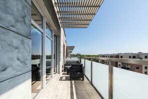 Classic Apartment, City View | Terrace/patio - Lion Apartments - The Wave (Gdansk)