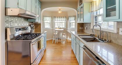 Half-mi to Unc: Historic Dtwn Greeley Home