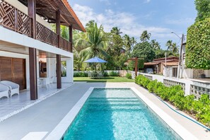 Villa | Alberca | Alberca al aire libre 