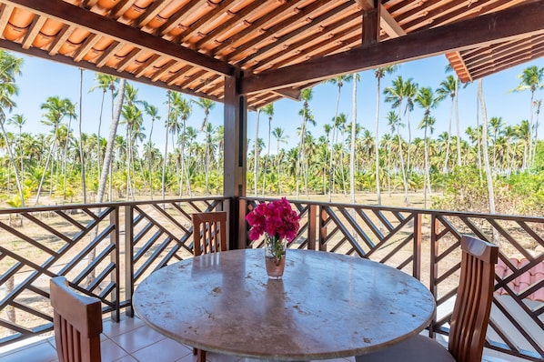 Villa | Outdoor dining