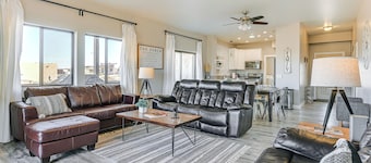 4 Mi to Lake Powell: Retreat w/ Game Room!
