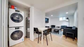 Apartment (3 Bedrooms) | Innenbereich