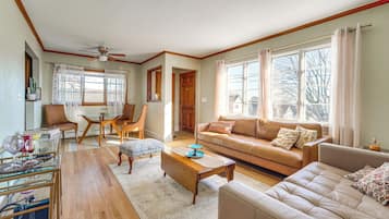 House (2 Bedrooms) | Front of property