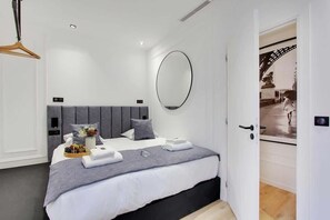 Imagen sin descripción, 3 de 18, botón