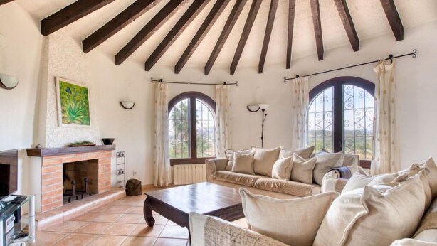 Villa, 5 chambres, terrasse | Coin séjour
