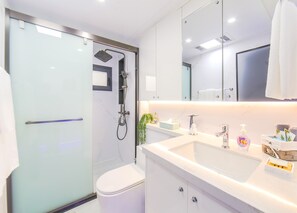 Shower, hair dryer - Atlantis 2-Bedroom Floating Home (Merritt Island)