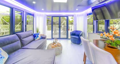 Atlantis 2-Bedroom Floating Home