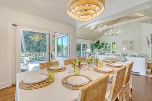 Dining - Stunning view in great Vanderhorst area location (Kiawah Island)