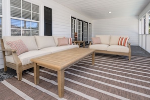 Terrace/patio - 4 BR Walk to the Beach House with a Private Pool! Aloha Cottage (Surfside Beach)