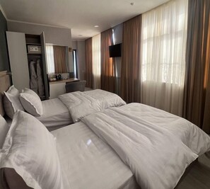Standard Double or Twin Room | In-room safe, laptop workspace, blackout curtains, soundproofing - Badyan Hotel (Bukhara)
