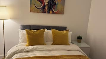 3 Schlafzimmer, Bügeleisen/Bügelbrett, WLAN, Bettwäsche