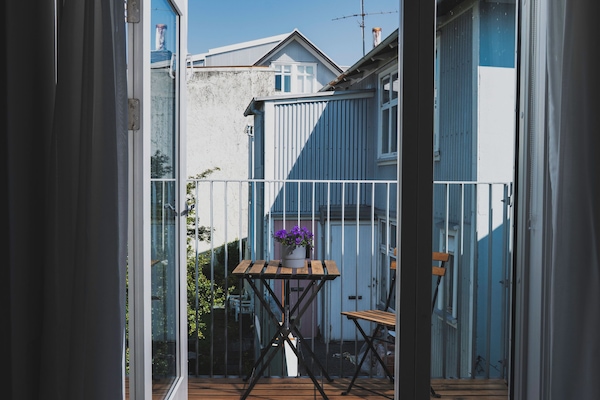 Ropa de cama de alta calidad, cubrecamas y colchones con pillow-top